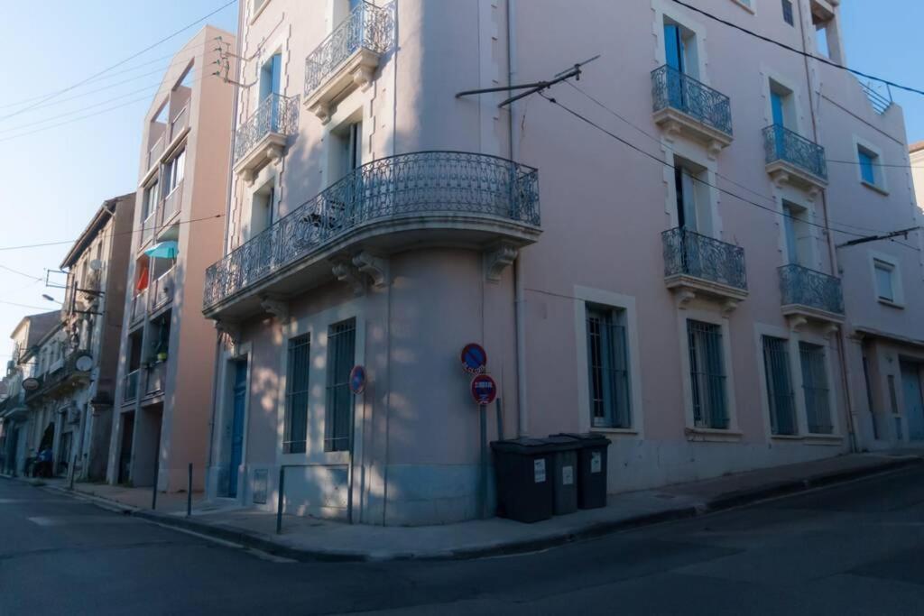 Grand Appartement Proche Gare Et Polygone Béziers Esterno foto